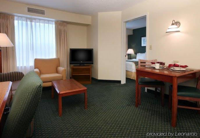 Residence Inn Brownsville 3*